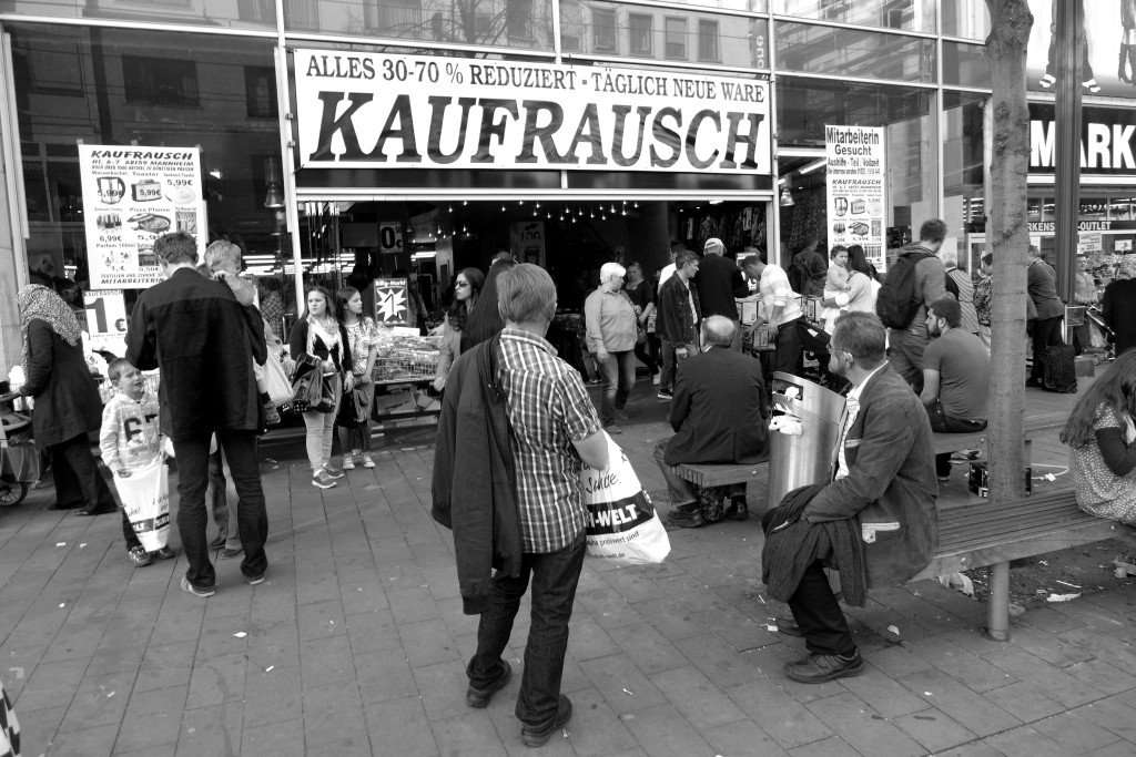 Bild: "Mannheim - Kaufrausch", Picturepest, flickr
