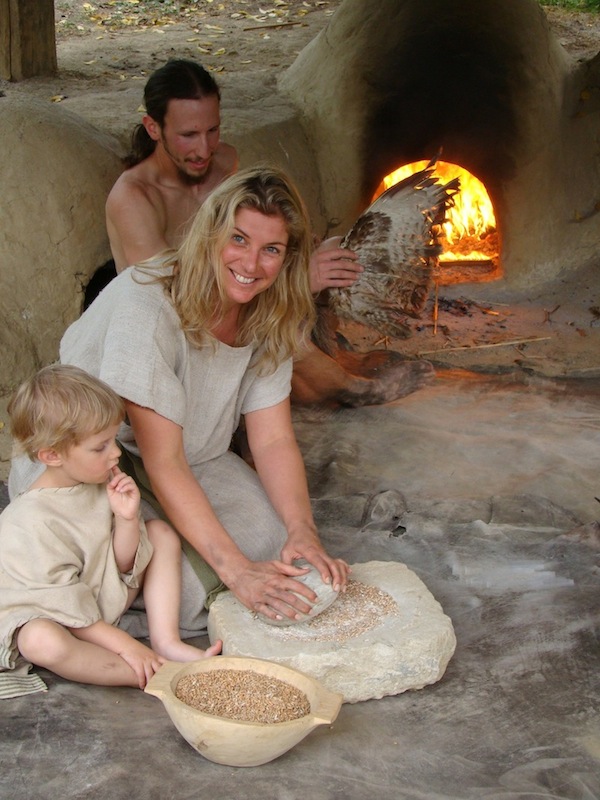 Archäologisches Brotbacken - BIORAMA