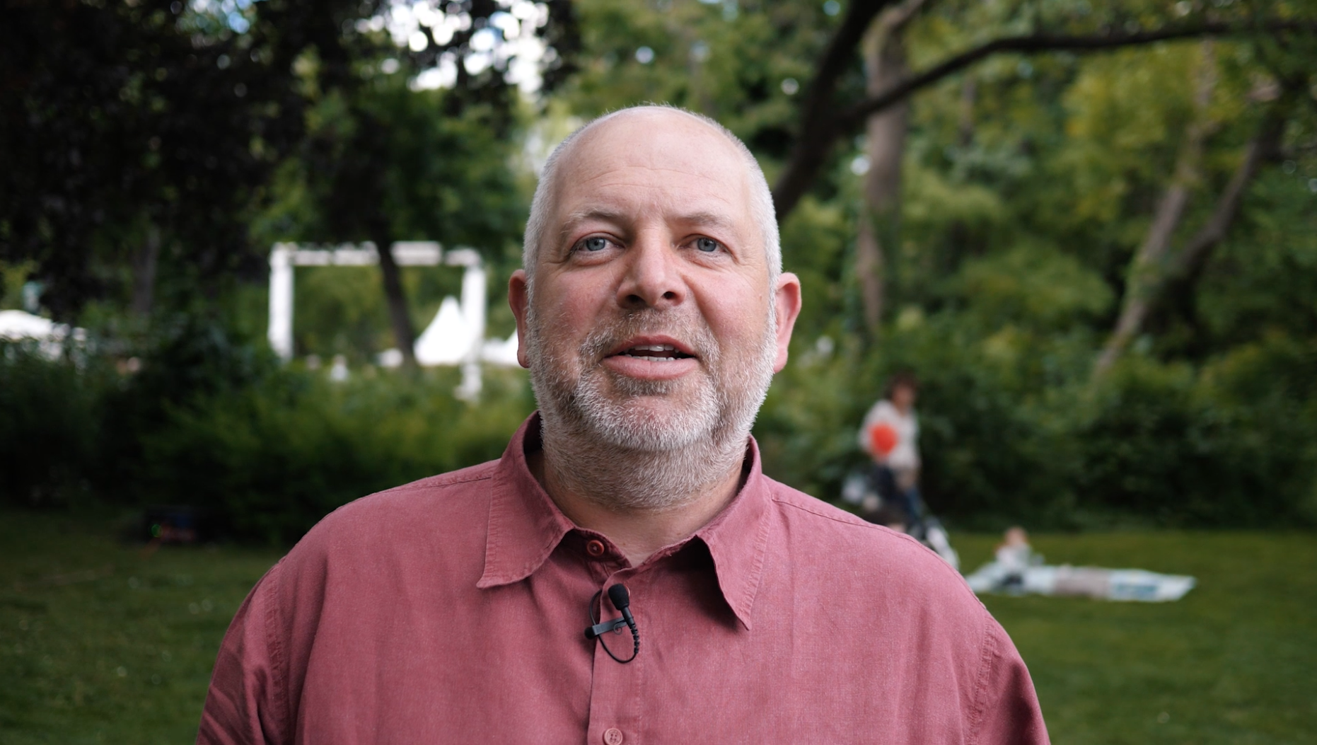 Regenwurmexperte Alfred Grand im Interview zum Trend Urban Gardening