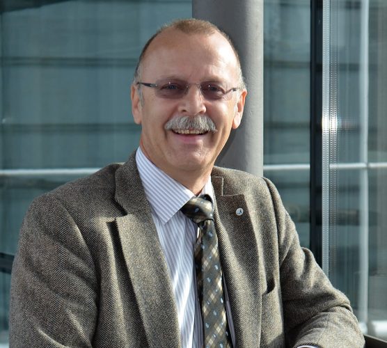Harald Krug ist Toxikologe und wurde aufgrund seiens umfangreichen Wissens über Titandioxid als Experte von Biorama herangezogen.