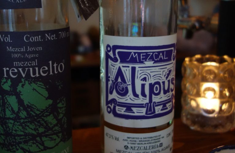 Alipus ist ein Mezcal Artesanal, der in Kupfer-Pot-Stills destilliert wird.