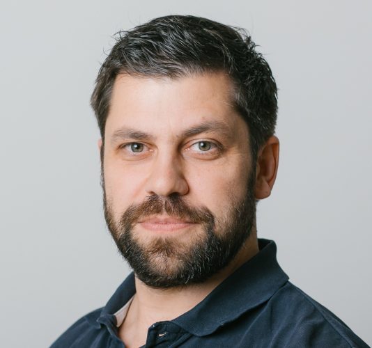 Axel Hein, Meeresbiologe bei der Naturschutzorganisation WWF. Axel Hein klärt uns über die Situation der Thunfiche auf.