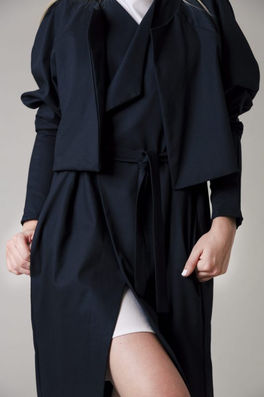 Alle Kleidungsstücke sind so konzipiert, dass die Materialien getrennt und ohne Qualitätsverlust recycelt werden können. Bilder: Maximilian Probst.