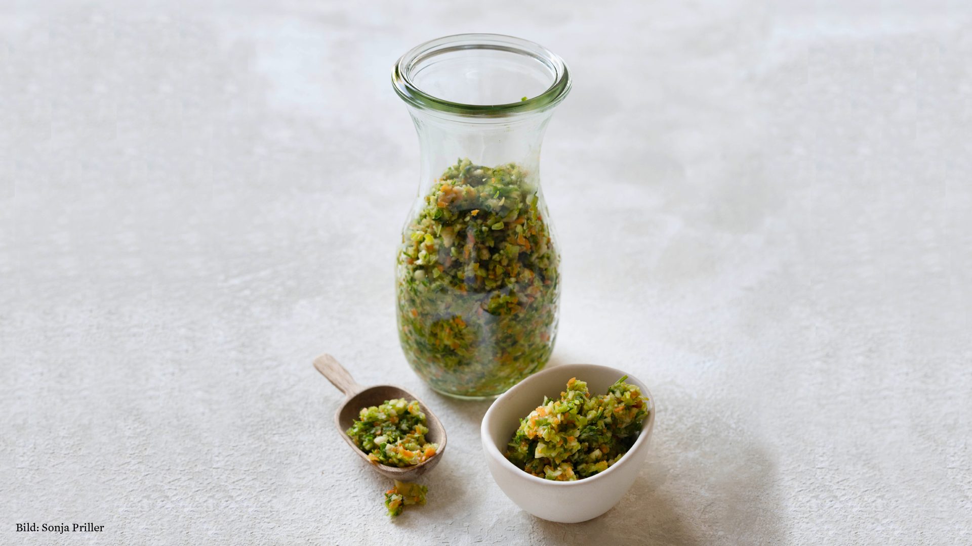 Vegane Suppenwürze selbst gemacht. Bild: Sonja Priller.