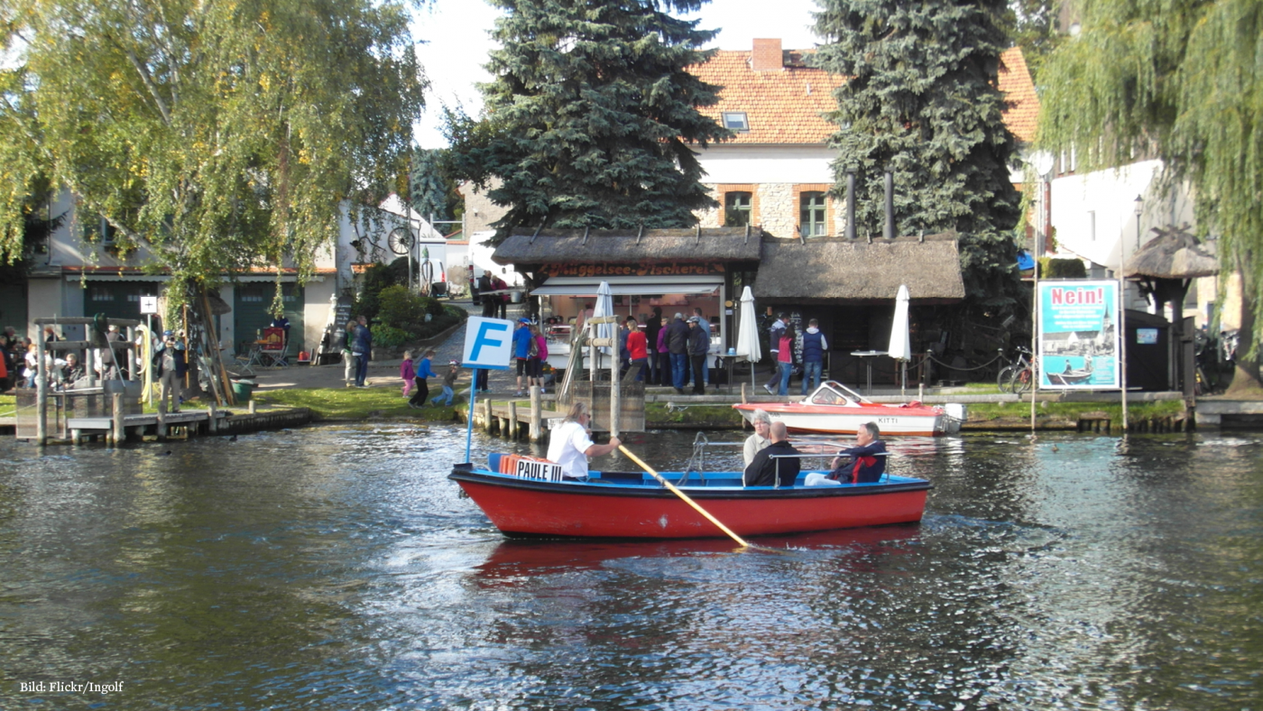 Ein Ruderboot auf der »Müggelspree« in Berlin