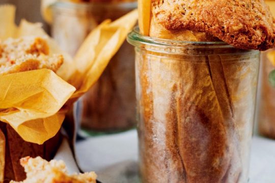Scharfgarbe-Tomaten-Brot im Glas aus dem Kochbuch »Bäuerinnen, Brot und Sehnsucht« von Elisabeth Ruckser