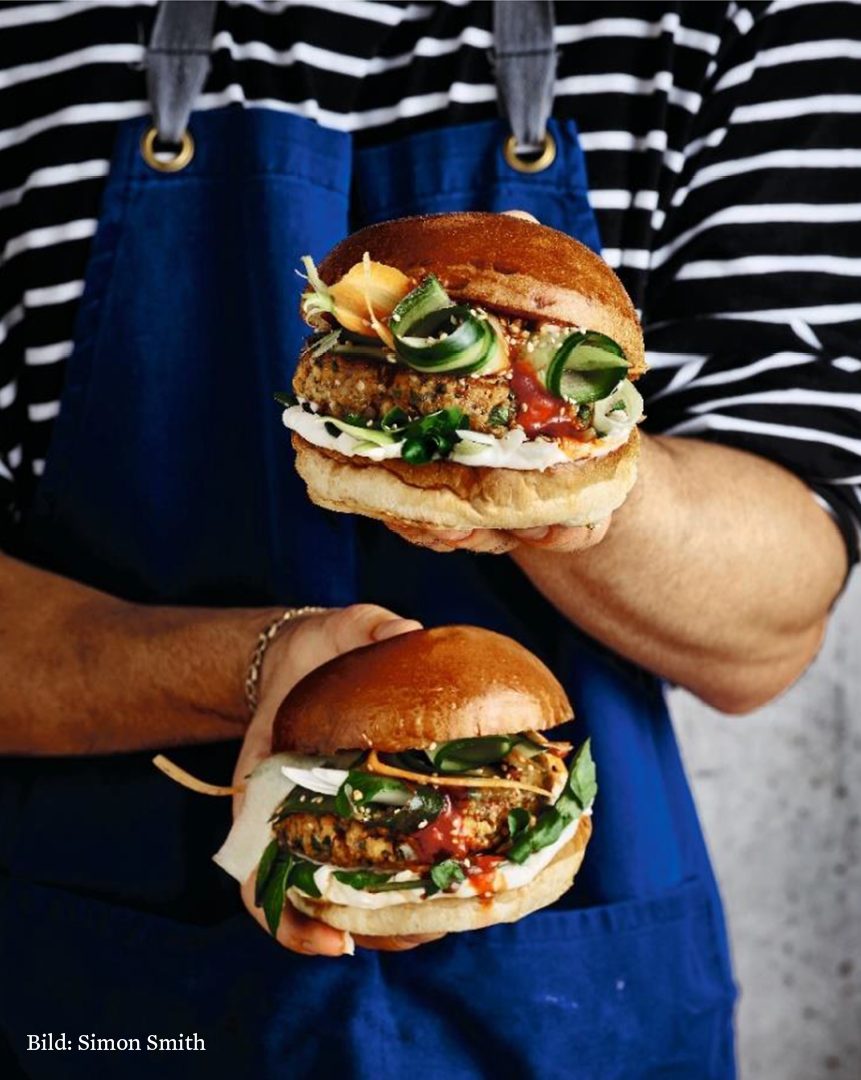 Tofuburger Vietnamesischer Art aus dem veganen Kochbuch »Plants Only«von Graz Oakley.