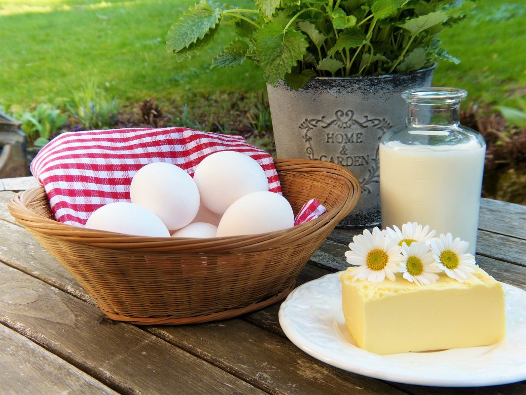 Eier, Milch und Butter