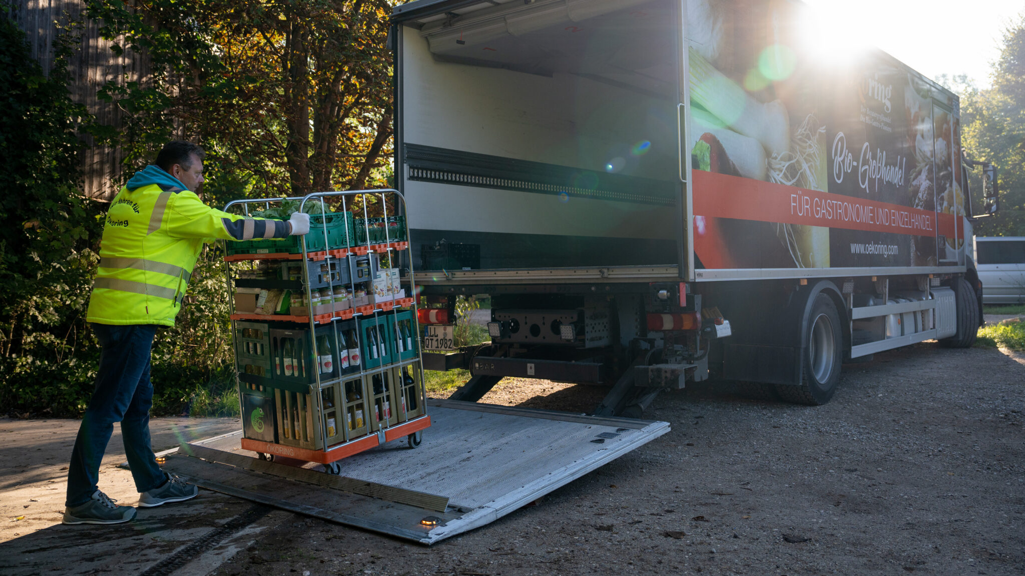 Ein Rollcontainer ohne Wickelfolie.