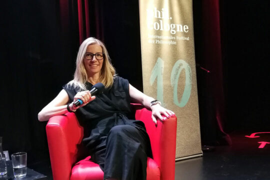 Philosophischer Salon bei den Klima- und Umweltfilmtagen Baden mit Cornelia Mooslechner-Brüll.(Bild: Klima- und Energiereferat Baden)