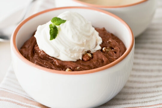 Bild eines Schokoladen-Darjeeling-Mousse in einer Schüssel.