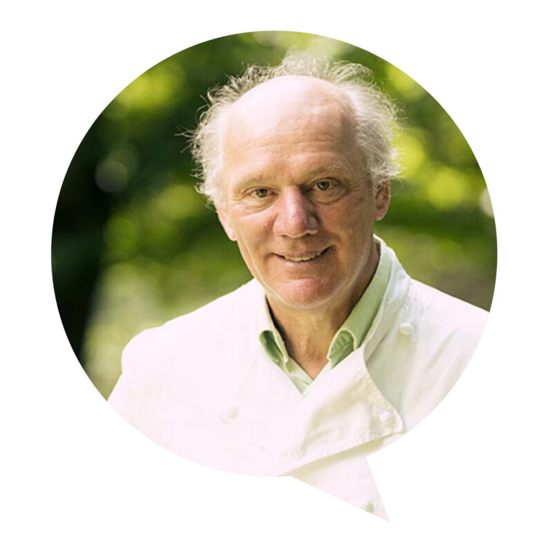 Ein Porträtfoto von Josef Zotter.