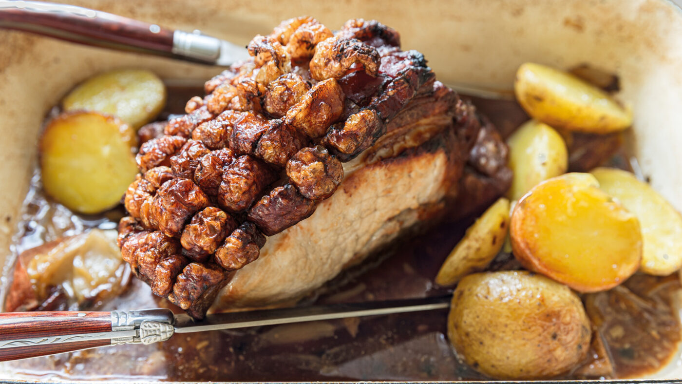 Schweinsschulter mit Popcorn-Kruste