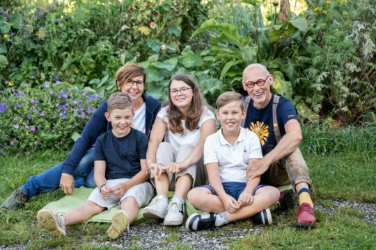 v.l.n.r.: Johannes, Johanna, Severin, Valentin, Edith Gutmann.